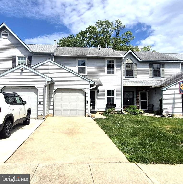 1003 BAYWOOD DR, Williamstown, NJ 08094