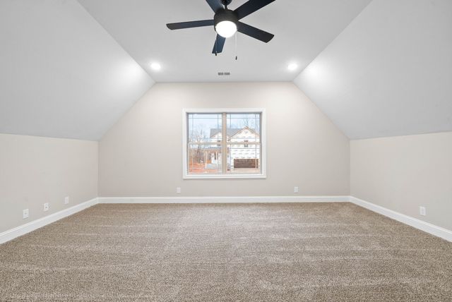 867 Burley Barn Rd, Clarksville, TN 37042