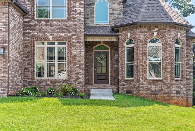 867 Burley Barn Rd, Clarksville, TN 37042