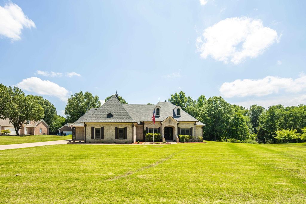 9028 OSBORNTOWN RD, Unincorporated, TN 38053