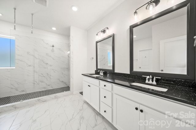 275 Bouchard Drive, Waxhaw, NC 28173