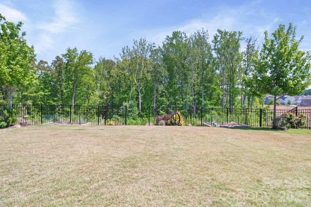 275 Bouchard Drive, Waxhaw, NC 28173