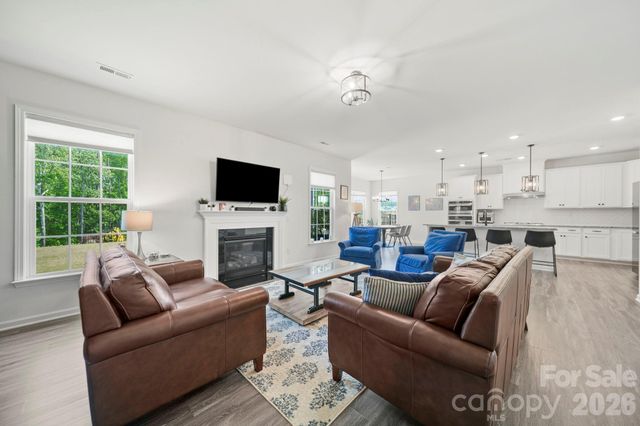 275 Bouchard Drive, Waxhaw, NC 28173