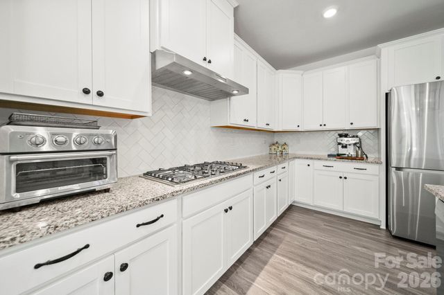 275 Bouchard Drive, Waxhaw, NC 28173