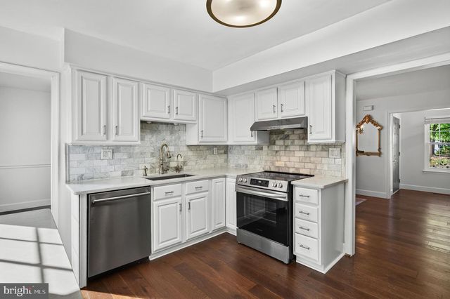 1409 ASHCOM DR, Downingtown, PA 19335