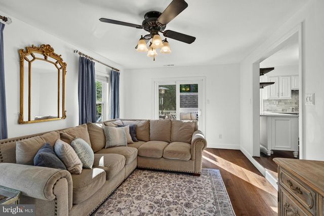 1409 ASHCOM DR, Downingtown, PA 19335