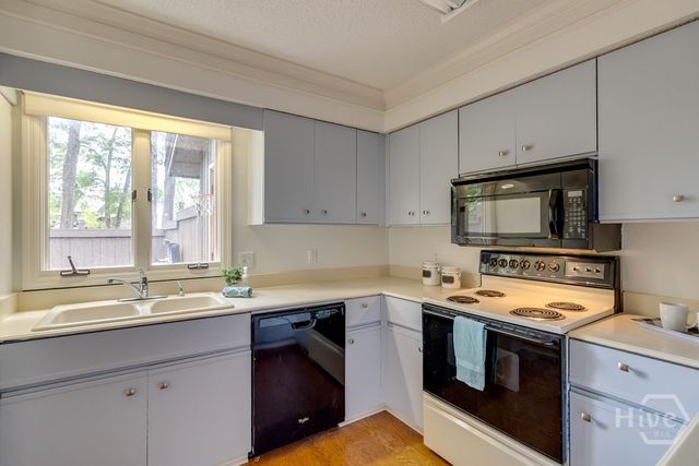 66 Brown Pelican Drive, Savannah, GA 31419