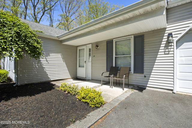 28 Ashford Road, Jackson, NJ 08527