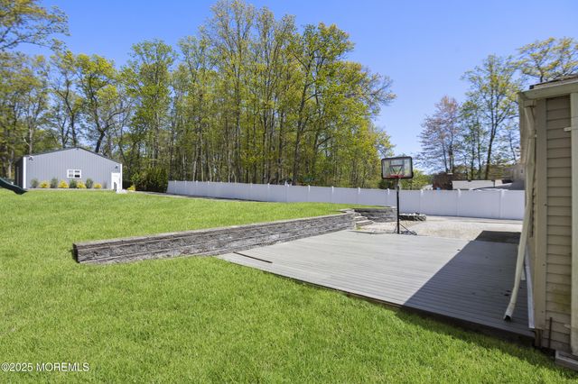 28 Ashford Road, Jackson, NJ 08527