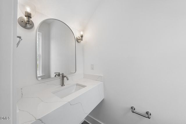 2805 A Fawn Avenue, Durham, NC 27705