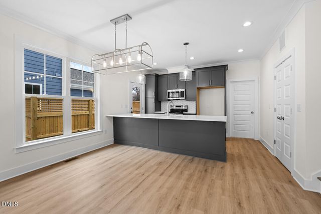 2805 A Fawn Avenue, Durham, NC 27705