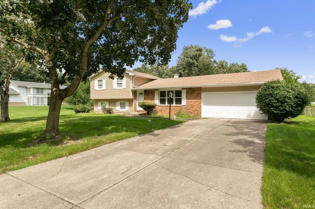 16765 Valley Forge Lane, Granger, IN 46530