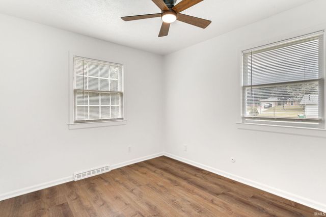 16765 Valley Forge Lane, Granger, IN 46530
