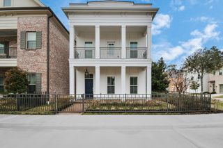 206 Green Boulevard, Shenandoah, TX 77384