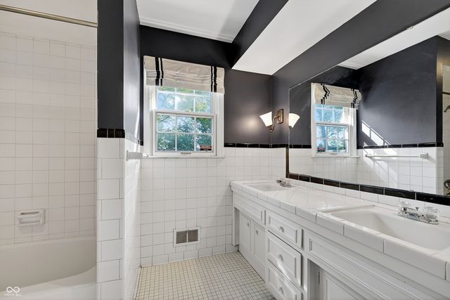 8169 Brent Avenue, Indianapolis, IN 46240