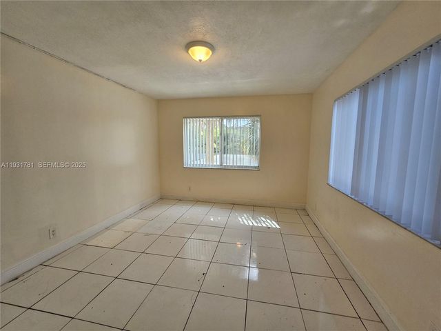 5686 Rock Island Rd 126, Tamarac, FL 33319