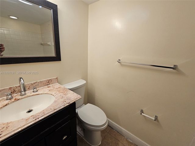 5686 Rock Island Rd 126, Tamarac, FL 33319