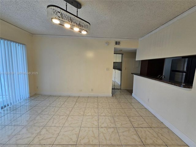 5686 Rock Island Rd 126, Tamarac, FL 33319