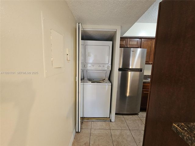 5686 Rock Island Rd 126, Tamarac, FL 33319