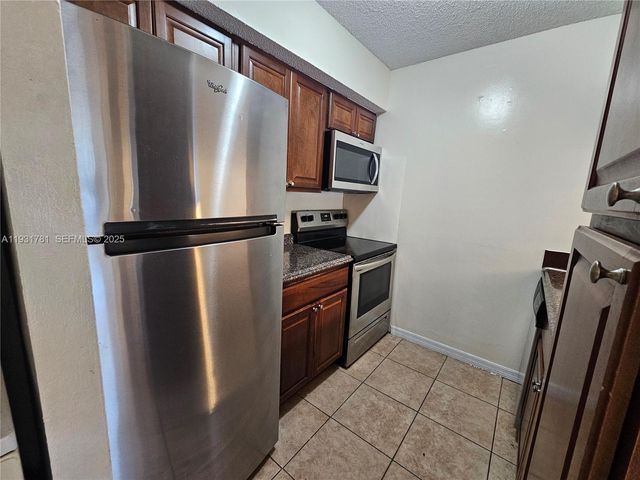 5686 Rock Island Rd 126, Tamarac, FL 33319