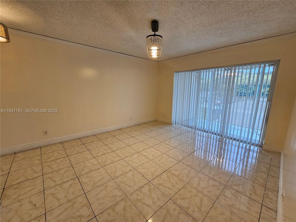 Image 2 of property listing at 5686 Rock Island Rd 126, Tamarac, FL 33319