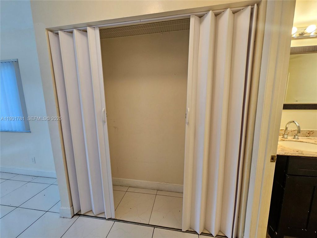 Image 20 of property listing at 5686 Rock Island Rd 126, Tamarac, FL 33319