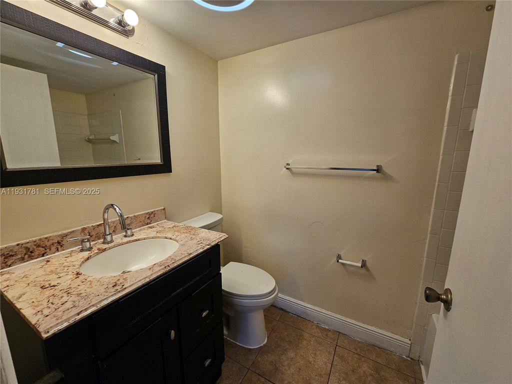 Image 24 of property listing at 5686 Rock Island Rd 126, Tamarac, FL 33319