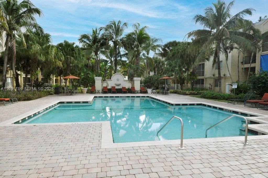 Image 32 of property listing at 5686 Rock Island Rd 126, Tamarac, FL 33319