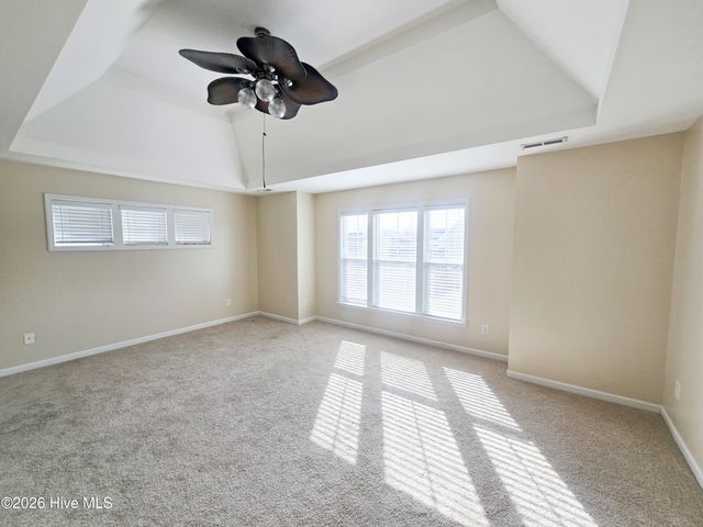 212 Long Pond Drive, Sneads Ferry, NC 28460