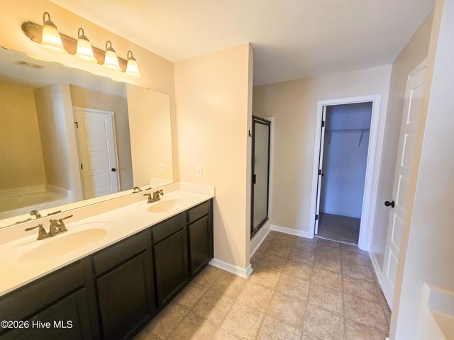 212 Long Pond Drive, Sneads Ferry, NC 28460