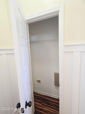 212 Long Pond Drive, Sneads Ferry, NC 28460