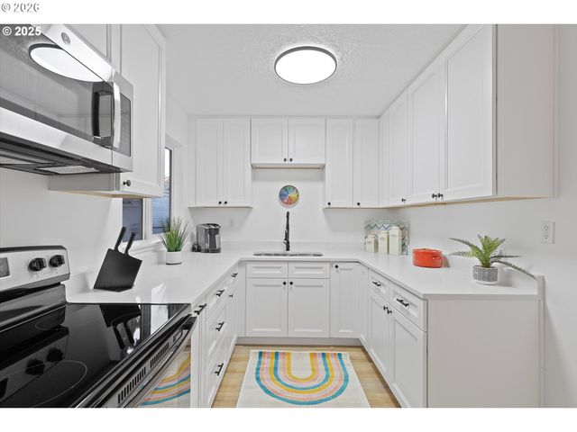 9523 N ALLEGHENY Ave, Portland, OR 97203