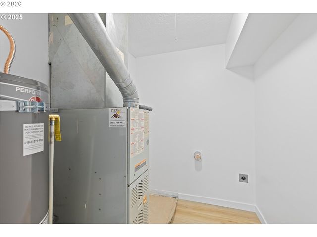 9523 N ALLEGHENY Ave, Portland, OR 97203