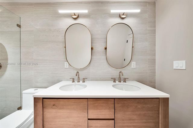 2625 SW 32nd Ct 2625, Miami, FL 33133