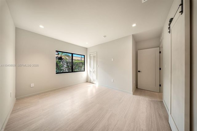 2625 SW 32nd Ct 2625, Miami, FL 33133