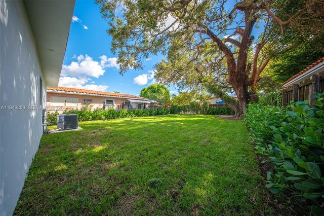 2625 SW 32nd Ct 2625, Miami, FL 33133