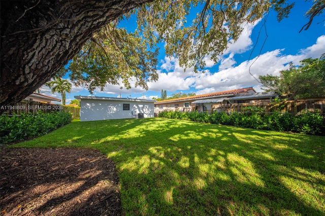 2625 SW 32nd Ct 2625, Miami, FL 33133