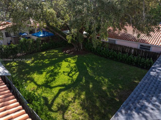 2625 SW 32nd Ct 2625, Miami, FL 33133