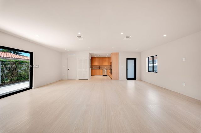 2625 SW 32nd Ct 2625, Miami, FL 33133