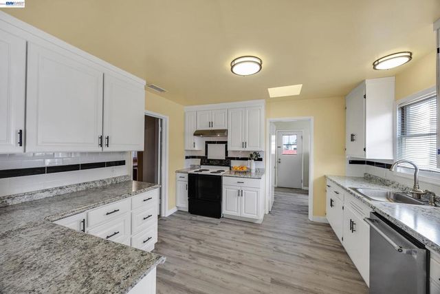 1441 170Th Ave, Hayward, CA 94541