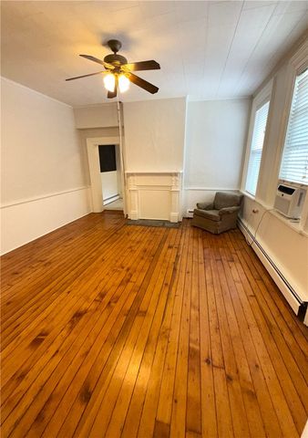 139 S 17 1, South Side, PA 15203