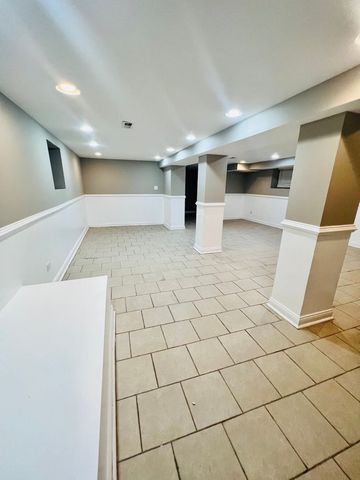 7433 S PERRY Avenue, Chicago, IL 60621