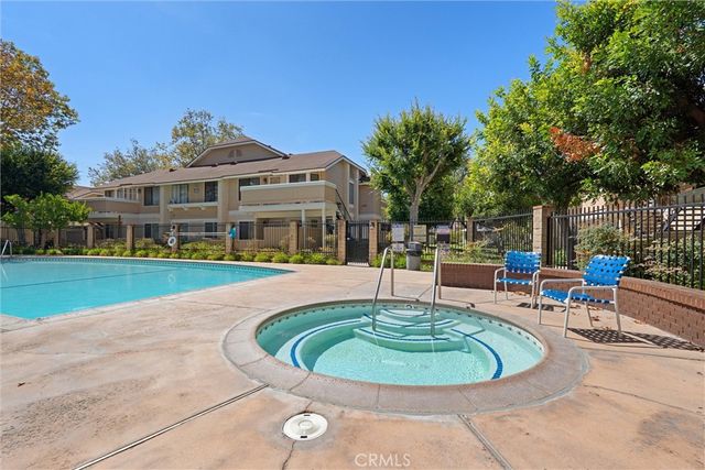 7730 Briarglen Loop L, Stanton, CA 90680