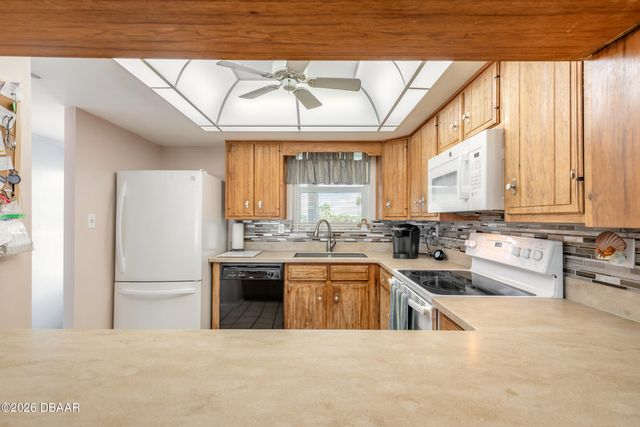 4831 Saxon Drive # 1040, New Smyrna Beach, FL 32169