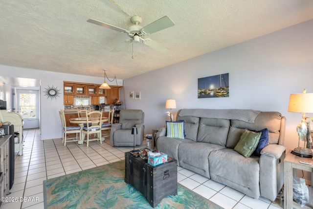 4831 Saxon Drive # 1040, New Smyrna Beach, FL 32169