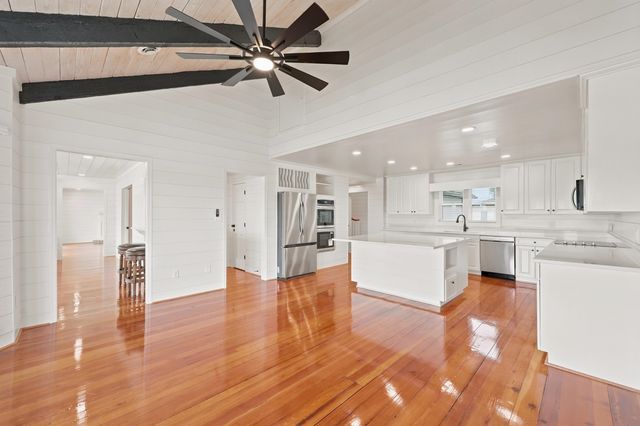 75 Marsh Hen Dr., Pawleys Island, SC 29585