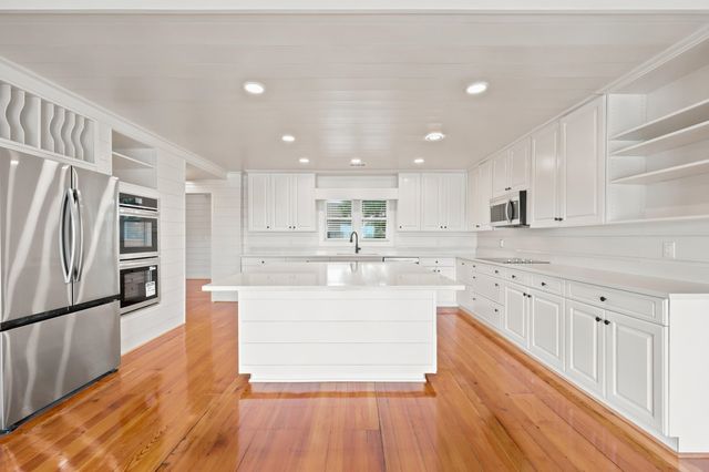 75 Marsh Hen Dr., Pawleys Island, SC 29585