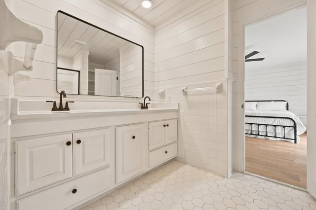 75 Marsh Hen Dr., Pawleys Island, SC 29585
