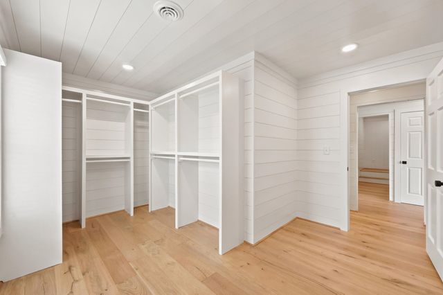75 Marsh Hen Dr., Pawleys Island, SC 29585