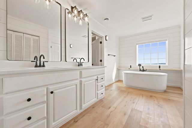 75 Marsh Hen Dr., Pawleys Island, SC 29585